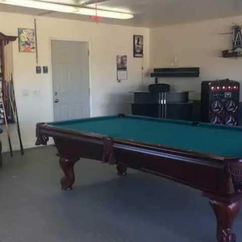 Navarro Estate