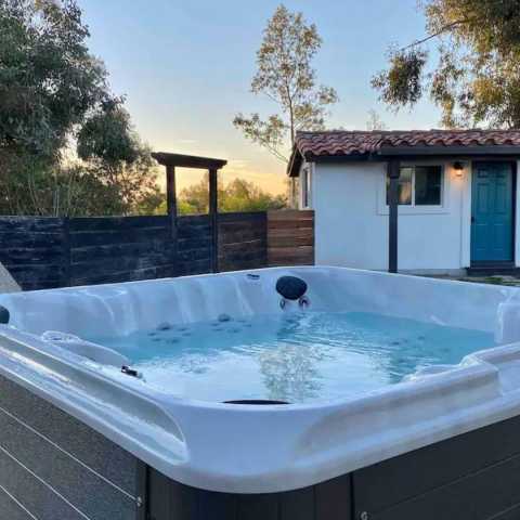 Cozy Wine Country Casita