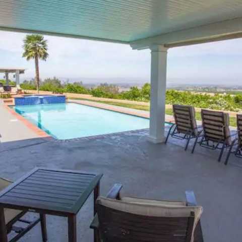 Valencia Estate