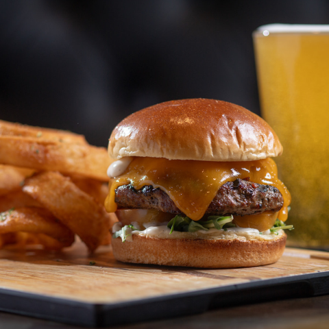 Lorimar Cafe - Burger & Beer