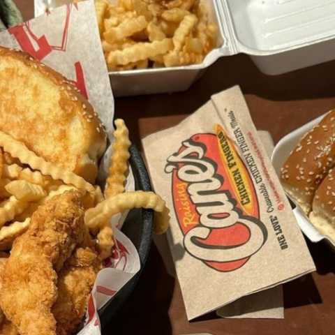 Raising Cane's Chicken Fingers