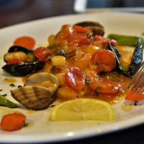 Tra Le Vigne Italian Kitchen