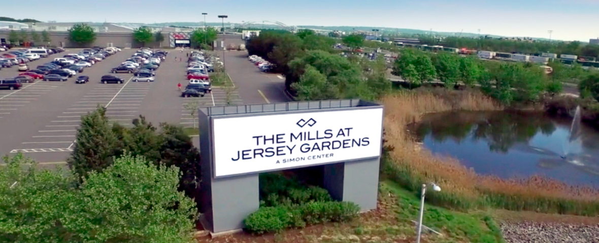 The Mills at Jersey Gardens sign