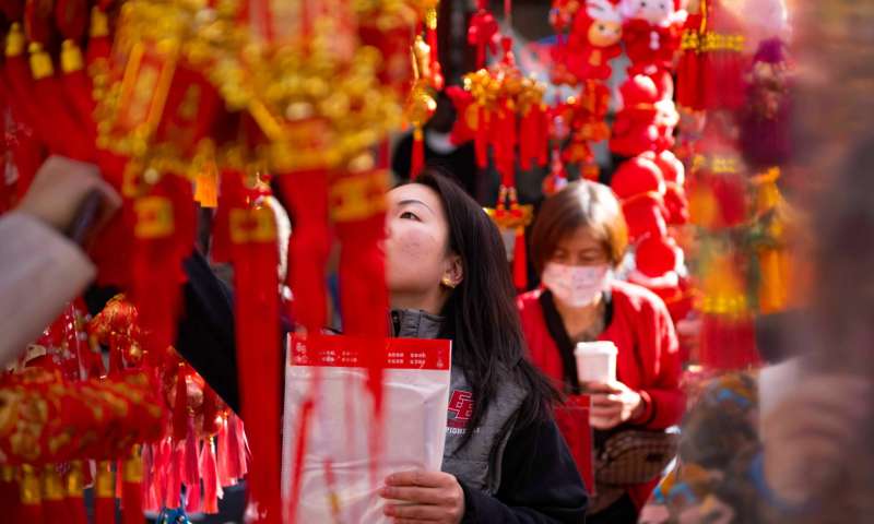 Lunar New Year Bazaar in Oakland Chinatown