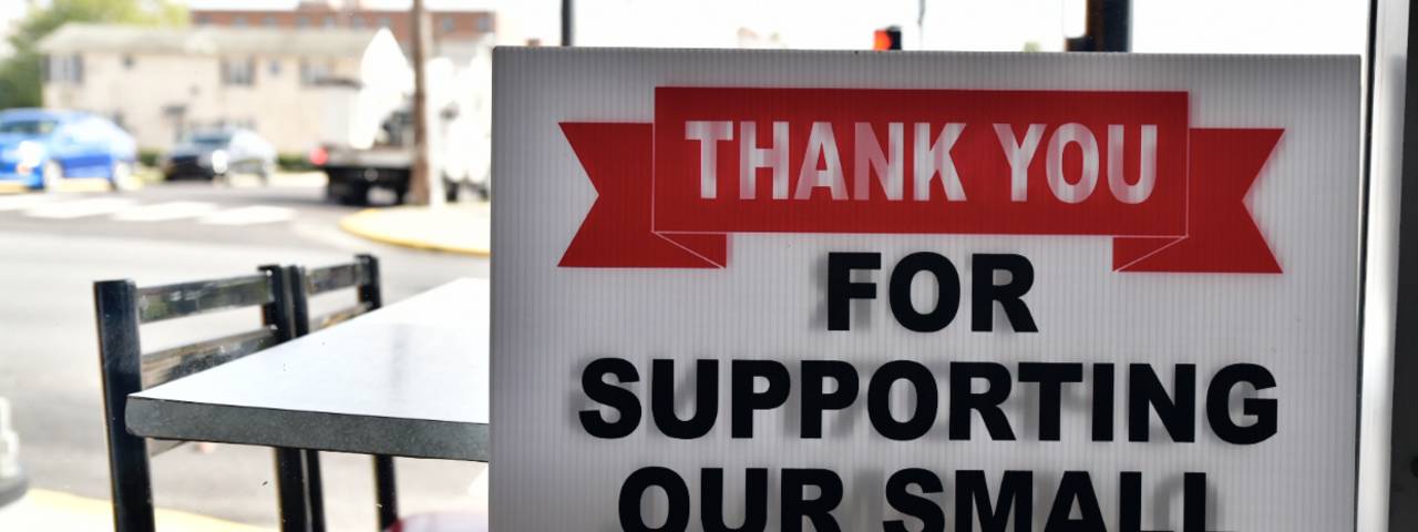 help small businesses sign