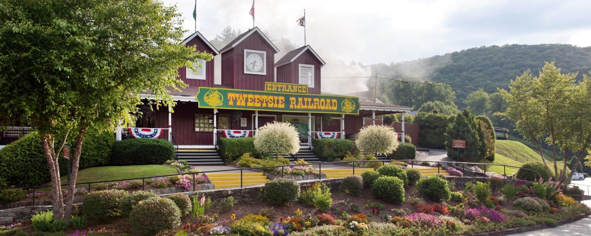 Tweetsie Railroad Entrance