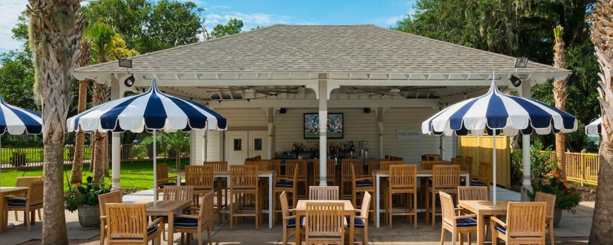 The Pool House at Jekyll Island Club Resort is a seasonal outdoor restaurant serving sandwiches, salads, burgers, specialty cocktails and more.