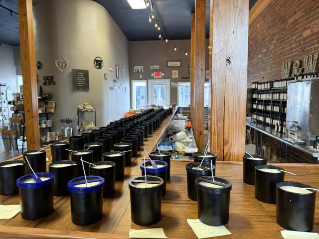 Wix and Wax Candle Bar - Frostburg MD