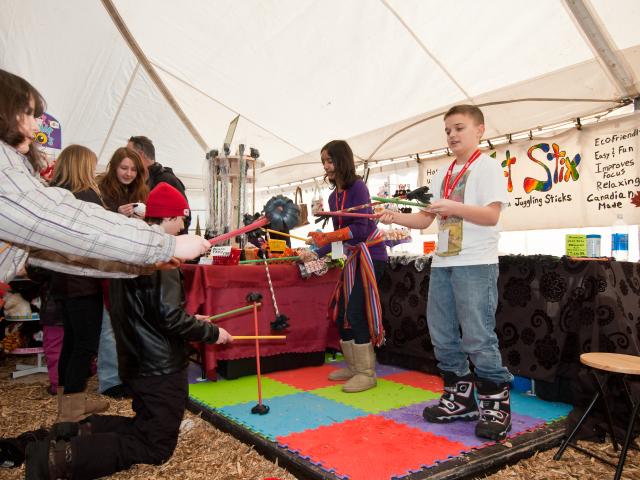 Kids Having Fun, Festival du Voyageur