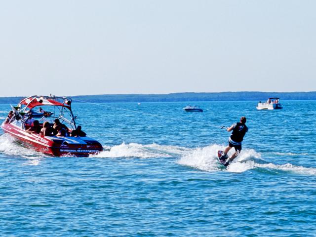 Wake Boarding, Clear Lake (Riding Mountain National Park)