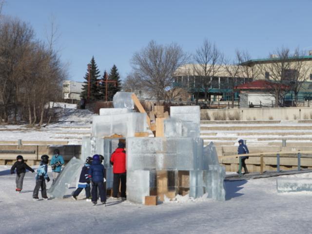 Warming Hut, The Forks