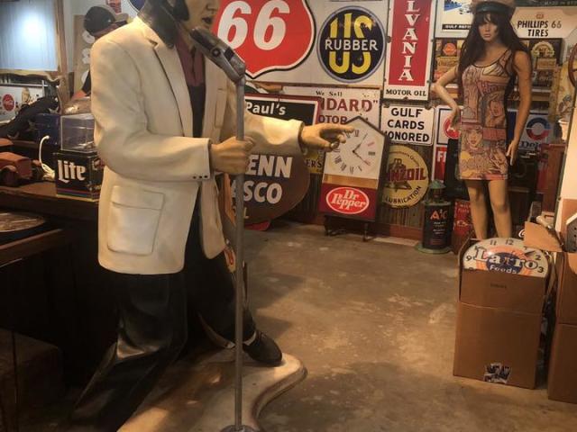 Elvis