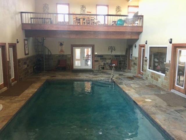 Perry Riverhouse Indoor Pool
