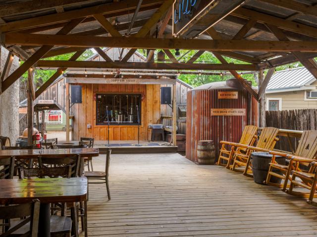 Live Music Stage
