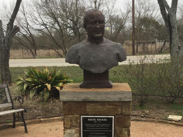 Statue
