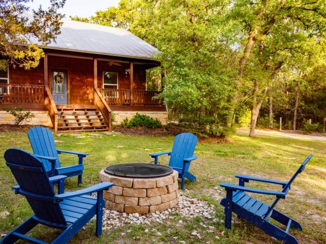 Cottage Front Yard