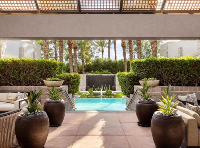 Grand Hyatt Scottsdale Resort, Spa Avania mineral pool