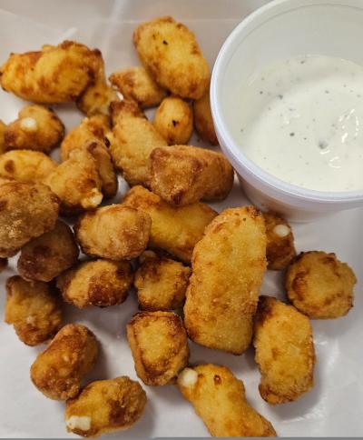 minocqua pizza curds