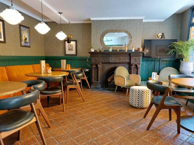 The-White-Star-Tavern