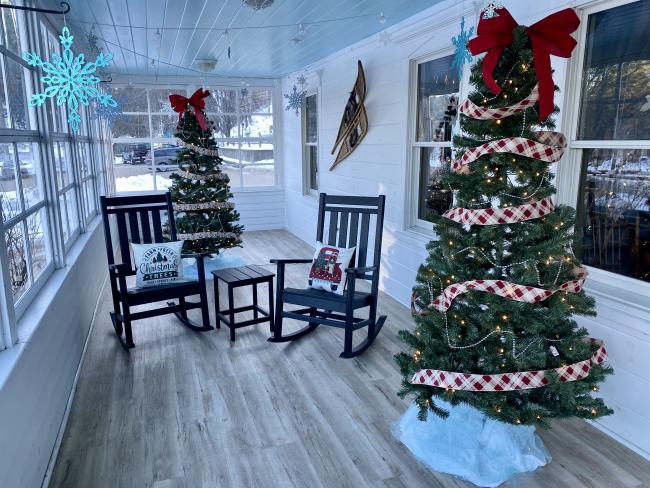 Purity Spring Resort - Decorated for Christmas