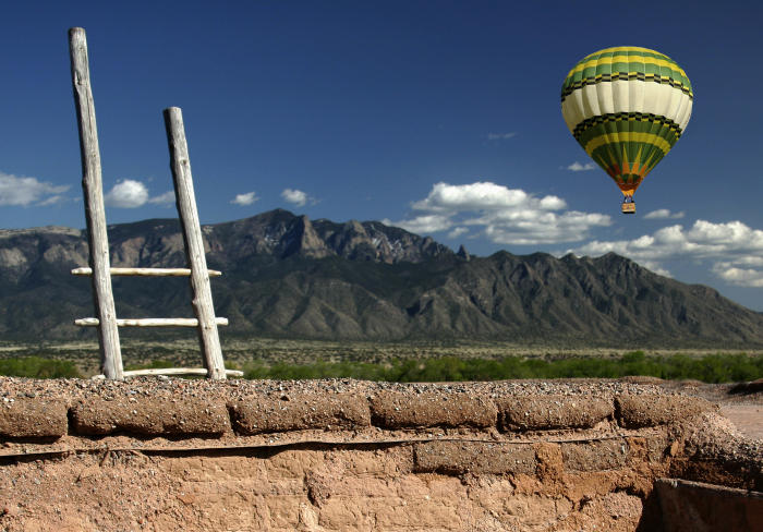 Balloon and Mountain