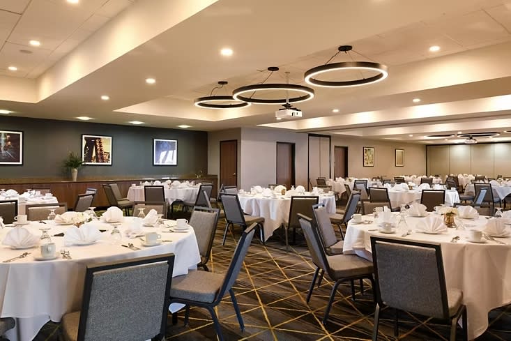 Holiday Inn Oakland Airport Meeting Room