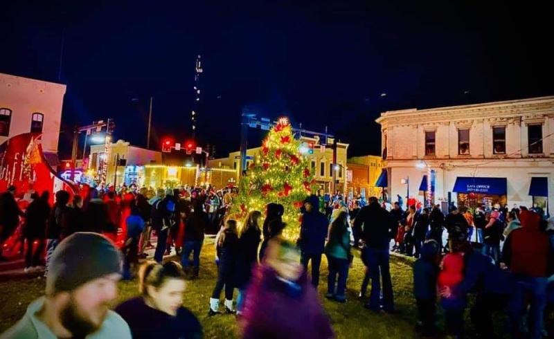 Mooresville lights their community Christmas Tree in Bicentennial Park on the eve of the annual Victorian Christmas Celebration.