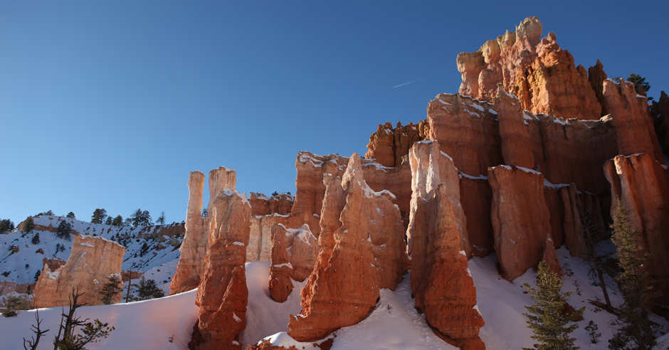 Bryce Canyon National Park covered in Snow in the Winter