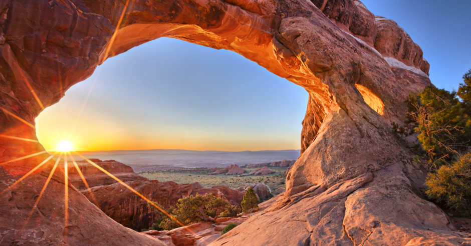 Mesa Arch in Canyonlands | Moab Utah | Utah.com
