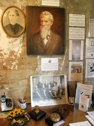 Ritchie interior