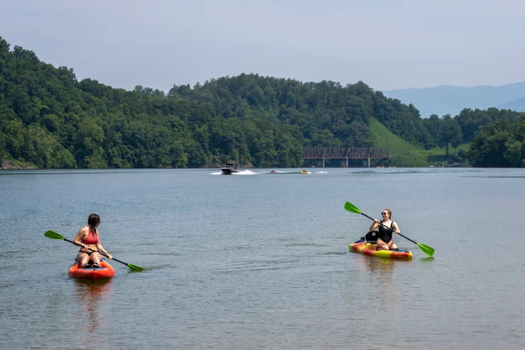 Fontana Lake Paddleboard