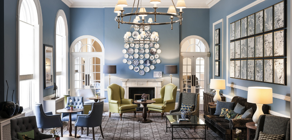 Queens Hotel Cheltenham interior