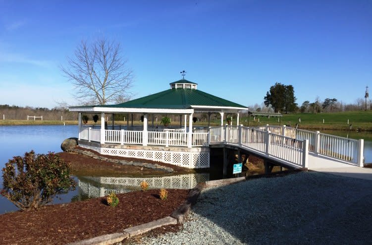 Sunset Ridge Buffalo Farm-Pavilion Side