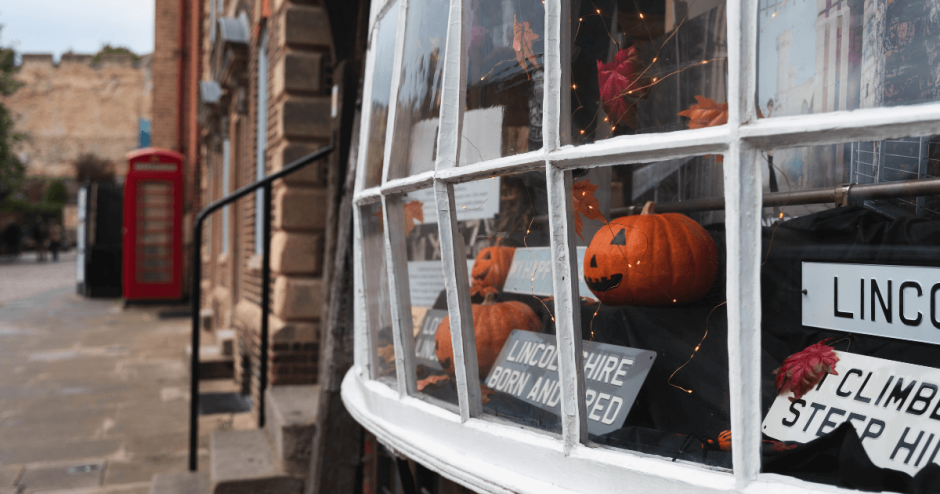 Carved pumpkins in shop window on the Lincoln Pumpkin Trail