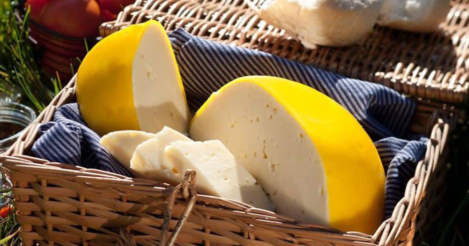 a picture of Yellowbelly cheese served in a bread basket