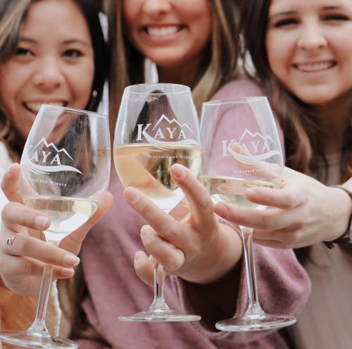 kaya wine girls