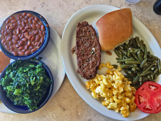 Comfort Food - Dogwood Restaurant - Vinton, VA