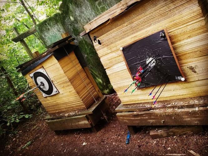 Anne Arundel Archers target practice.