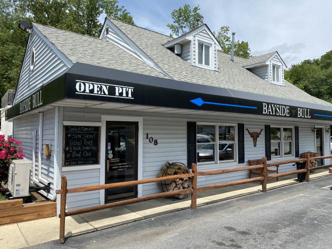 Bayside Bull BBQ joint