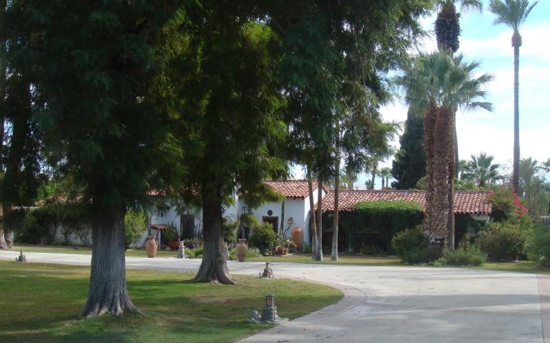 Newhall residence at 5335 Tamarisk in Palm Springs.