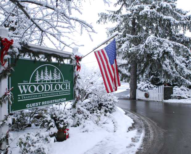 Places To Stay In The Poconos Hotels Resorts Cabins Condos