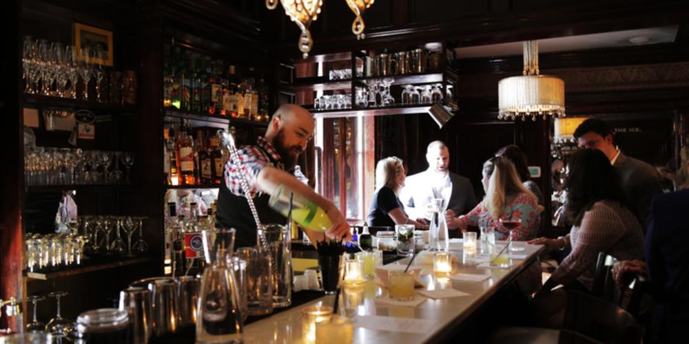 Alexandria Bars and Pubs Craft Beer & Live Music