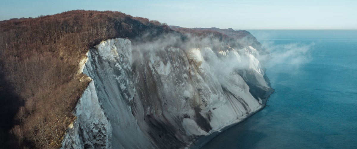 Cliffs of Mon