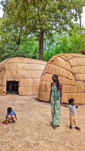 Cynthia Andrew - Jamestown Settlement Paspahegh Town