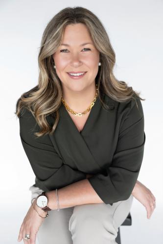 Molly Cano Headshot