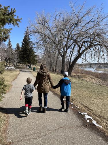 family at Meewasin trail