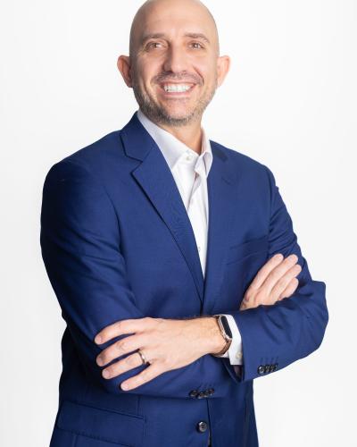 Travis Milum Headshot