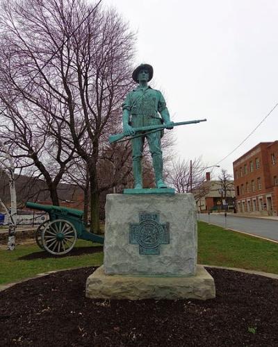 hiker monument