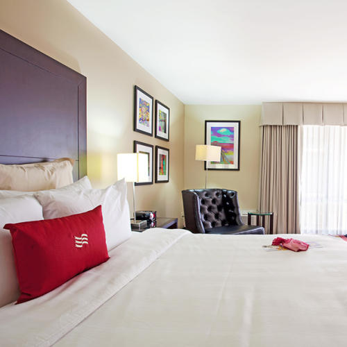 DTN - STL - Crowne Plaza New Orleans Airport Hotel