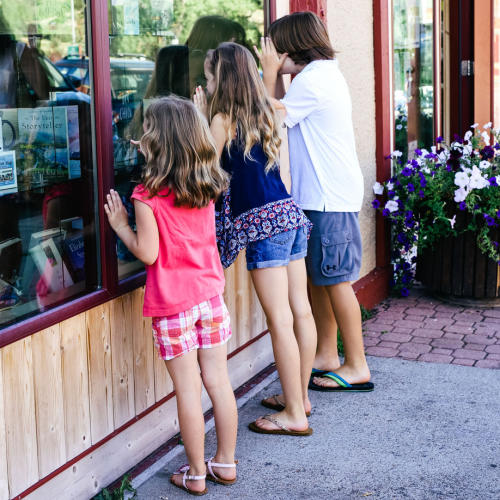 Families shopping downtown